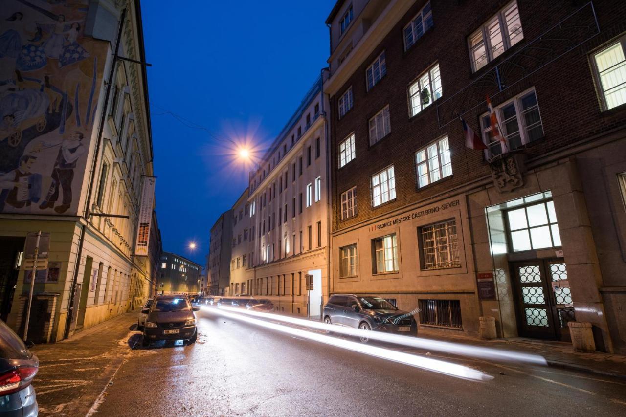 Haas Apartments Downtown With Parking Brno Eksteriør billede