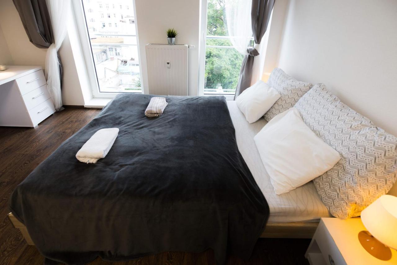 Haas Apartments Downtown With Parking Brno Eksteriør billede