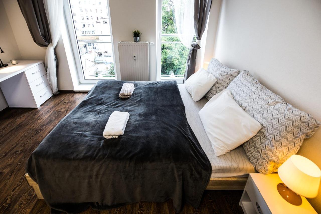 Haas Apartments Downtown With Parking Brno Eksteriør billede