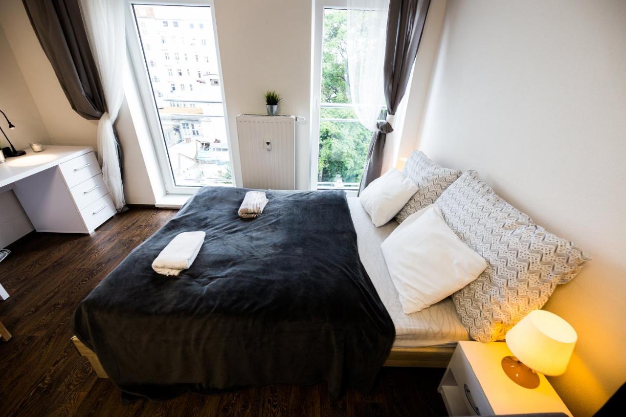 Haas Apartments Downtown With Parking Brno Eksteriør billede