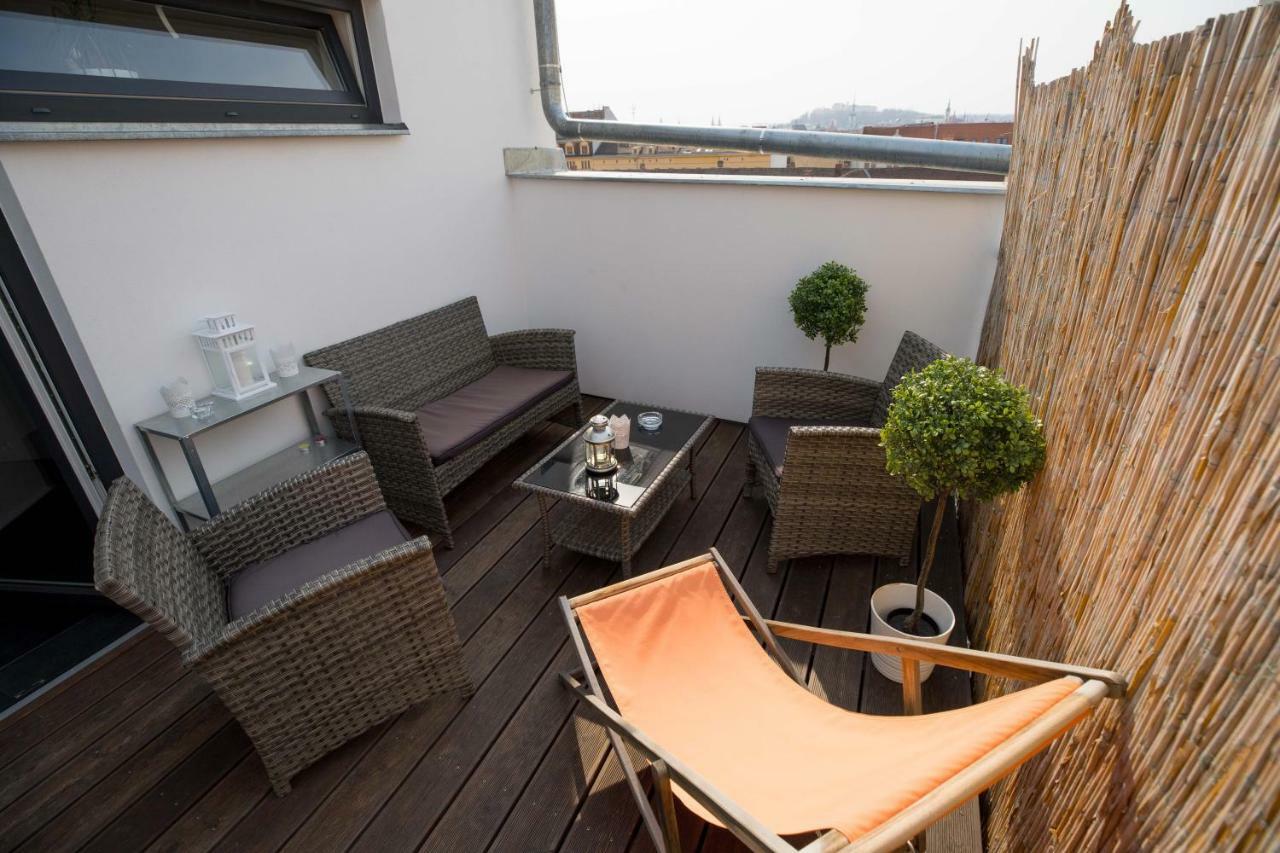 Haas Apartments Downtown With Parking Brno Eksteriør billede